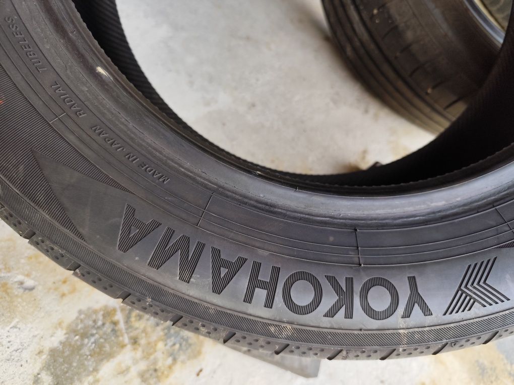 Pneus 215/55r16 Yokohama AE51 70% piso