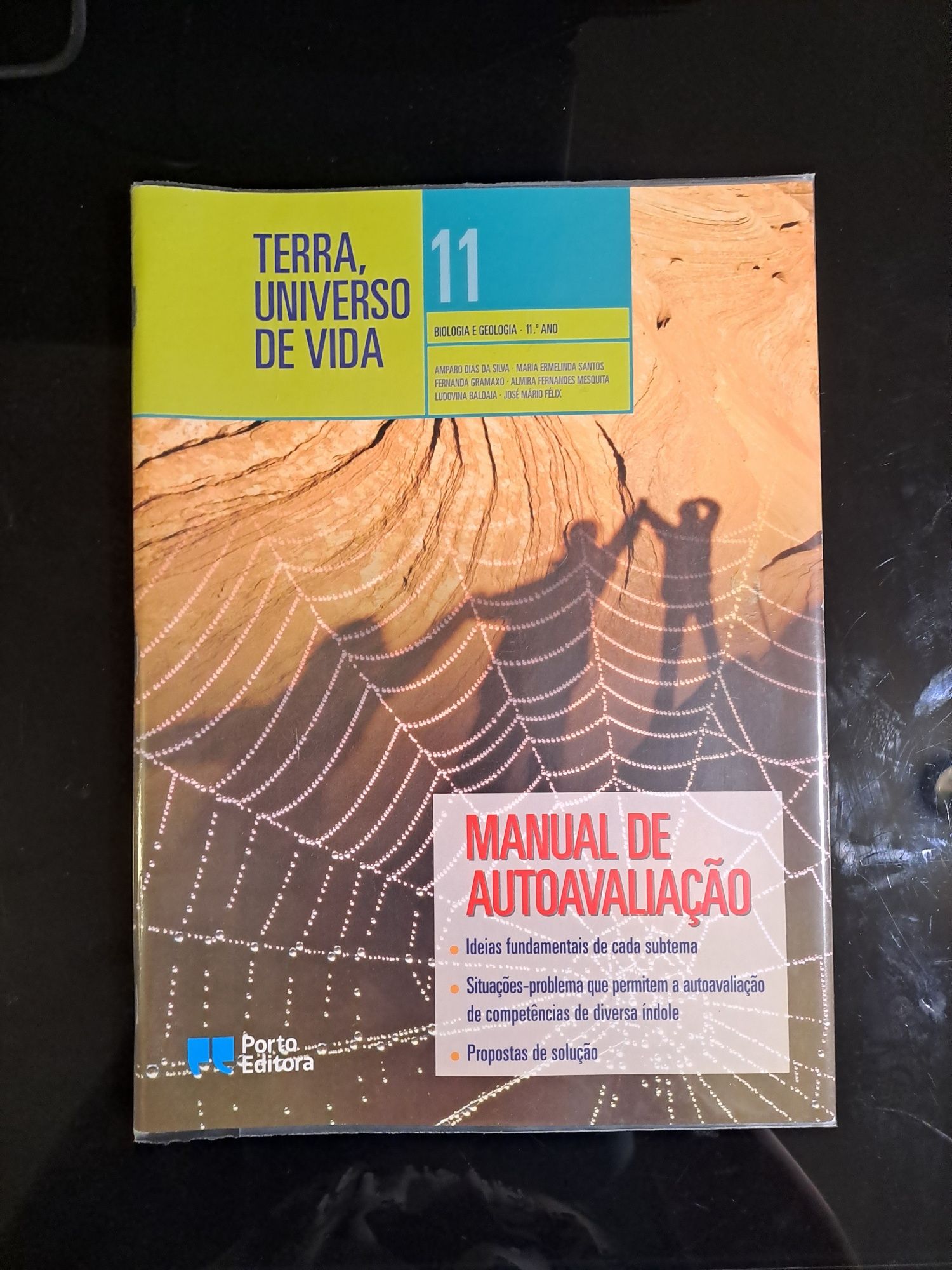 Caderno de Atividades Terra, Universo de Vida de Biologia e Geologia