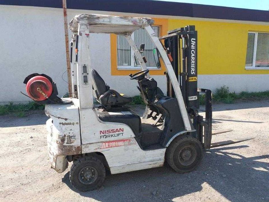 Вилочний погрузчик б/у Nissan (Япония) FG20, газовый автопогрузчик бу