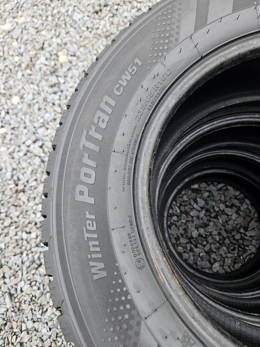 235 65 r16c Kumho зима 4шт 2021 рік