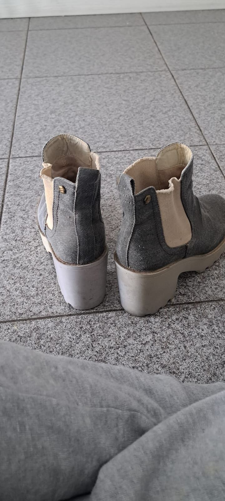 Botas de mulher tacão alto