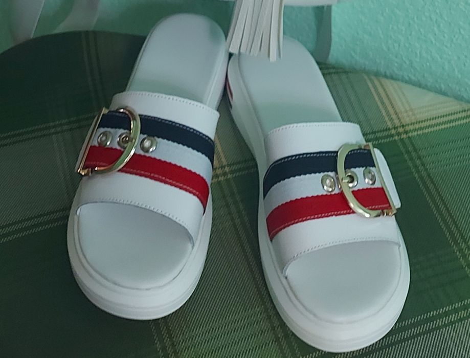 Стильные шлёпанцы