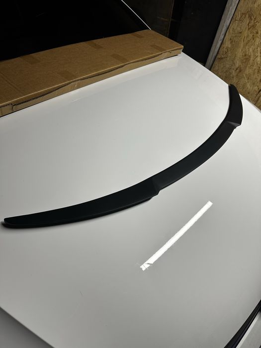 Cпойлер на тесла масивний 3 , Y 2016-2025