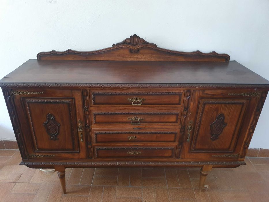 Moveis de sala clássicos em Madeira