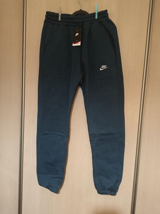 Spodnie dresowe ocieplane Damskie rozmiar XL.