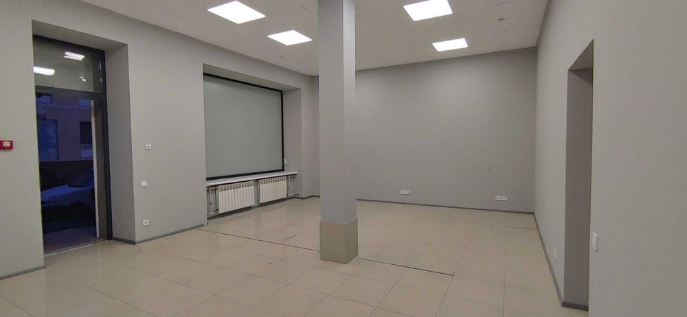 Магазин, Офис, Салон - Центр, пр. Героев Харькова!