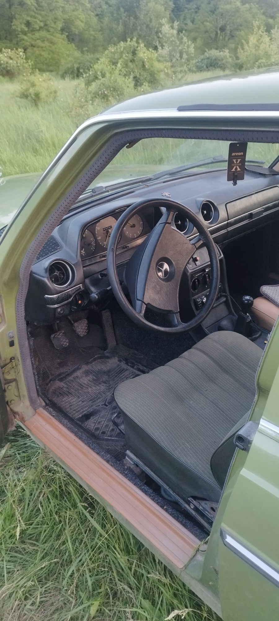 Продам Мерседес 123