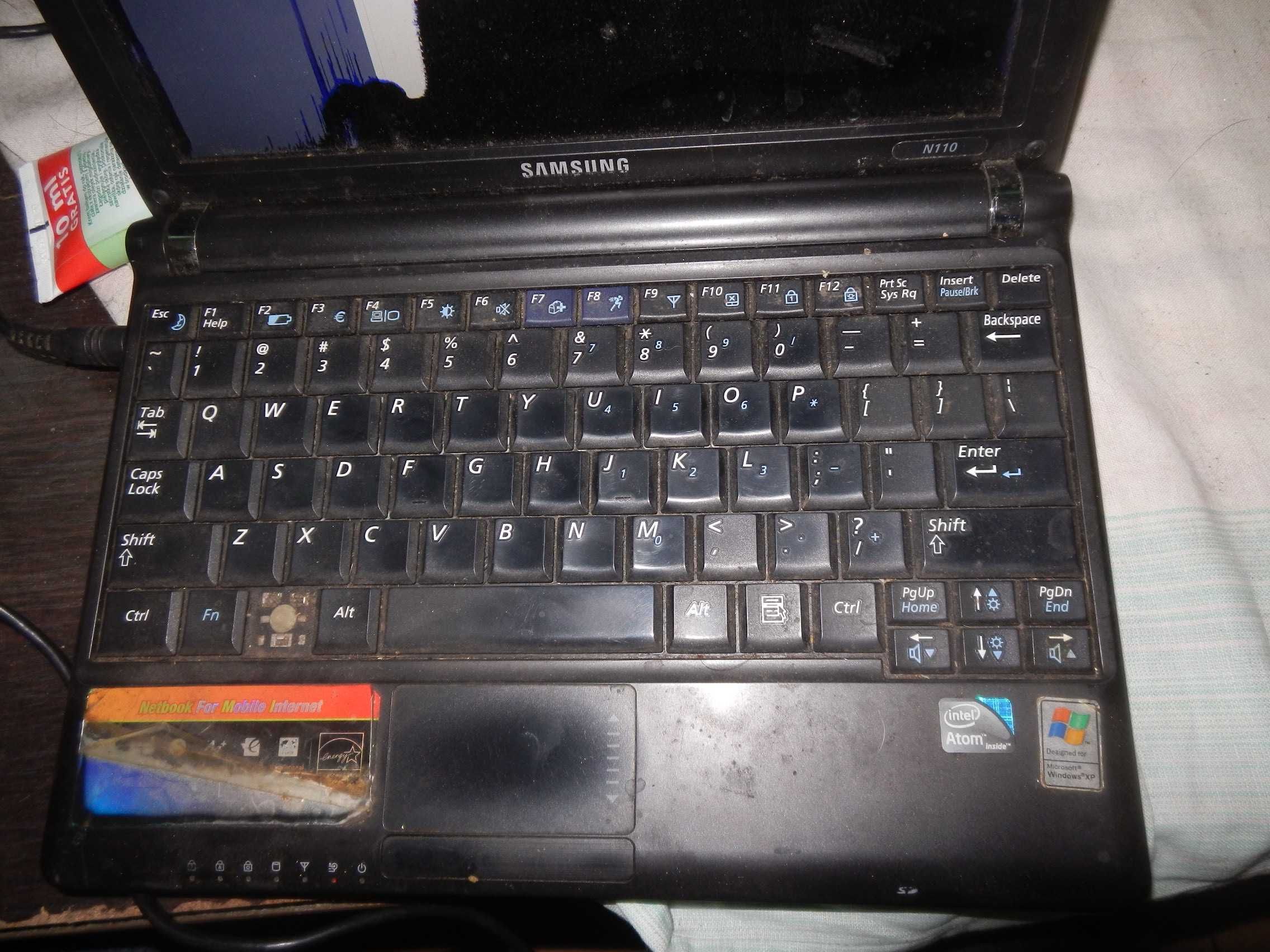 Uszkodzony Samsung NP-N110 netbook do naprawy lub na części