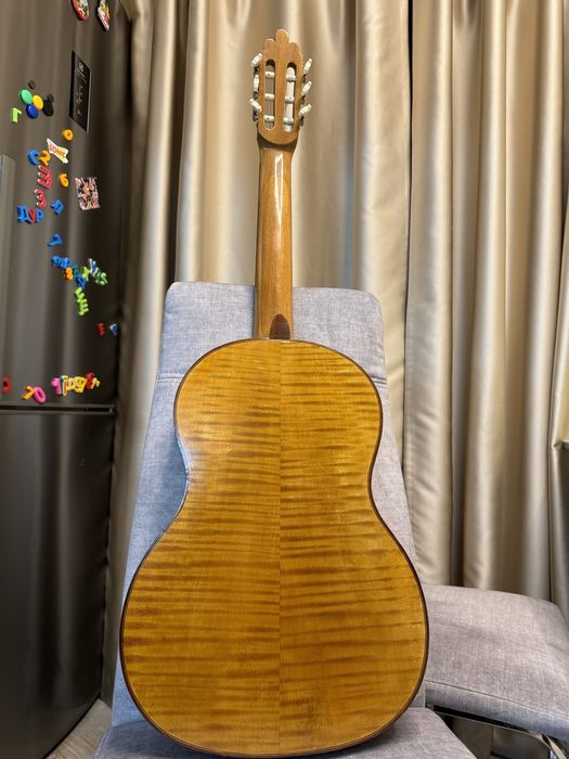 Продам гитару мастеровую