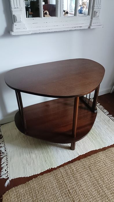 Stolik drewniany pomocnik