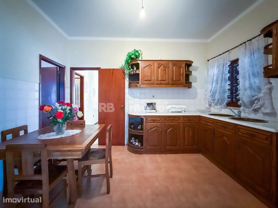 Moradia T2 c/ terreno - Galegos, Tomar