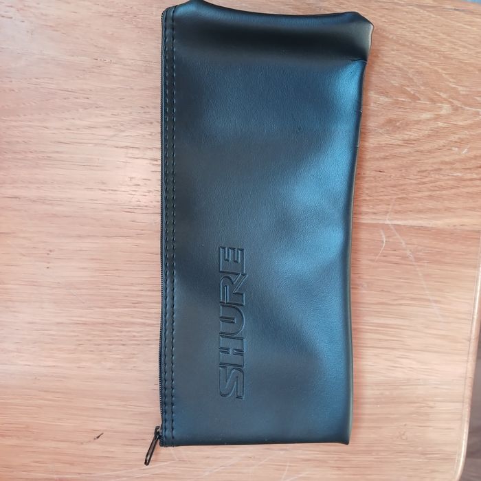 Продам чехол shure