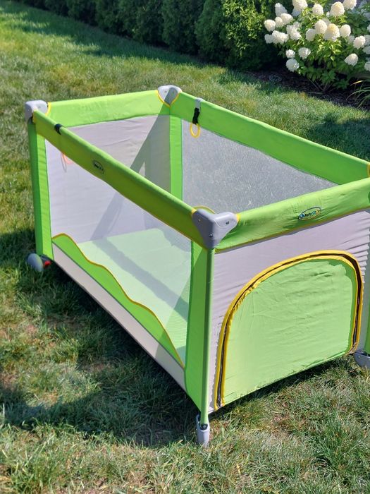 Łóżeczko turystyczne dla dzieci