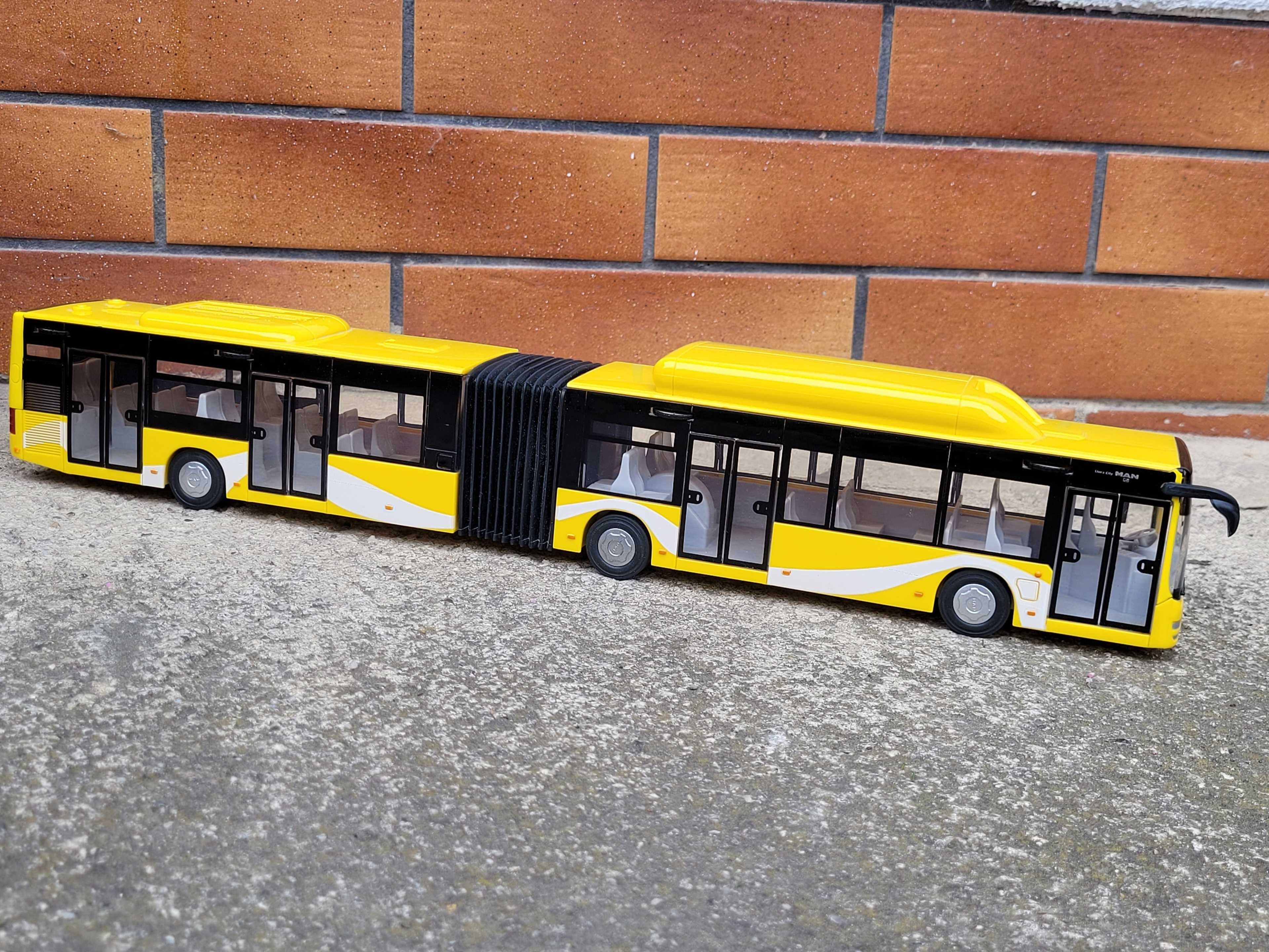 Autobus Autokar Man Lion's City Przegubowy kolekcja miejski1:43