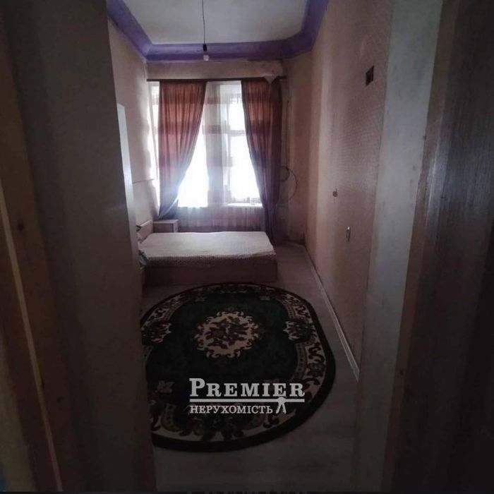 Продаж 3-кімнатної квартири в Приморському районі, вул. Пишонівська