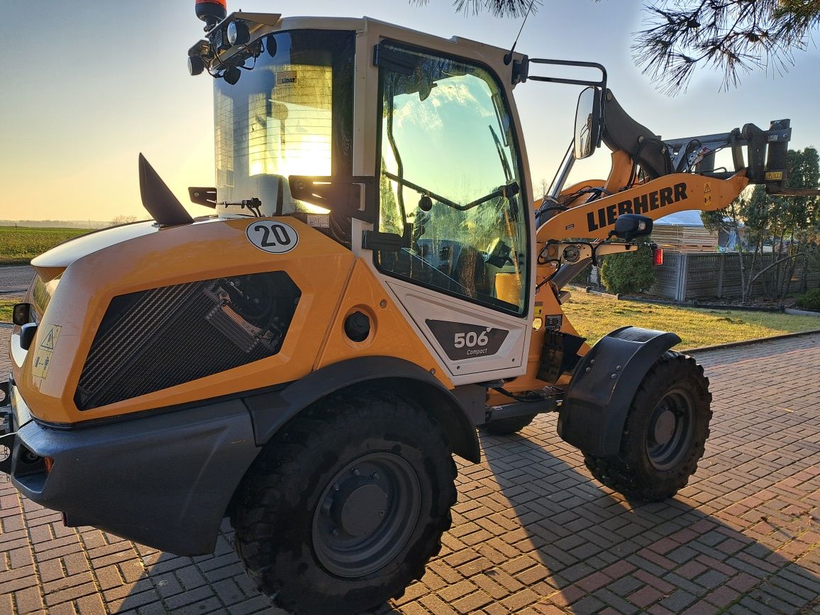 Sprzedam ładowarkę Liebherr 506 compact z 2023r