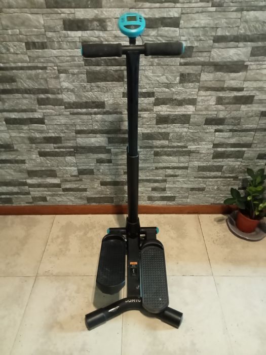 Máquina step domyos