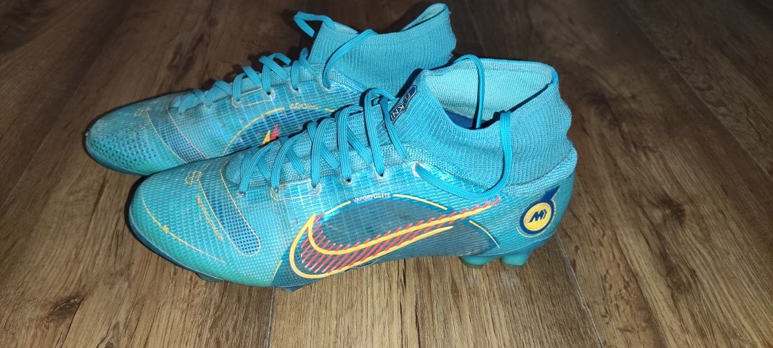 Używane korki profesjonalne Nike Mercurial Superfly 8 Elite FG r. 42.5