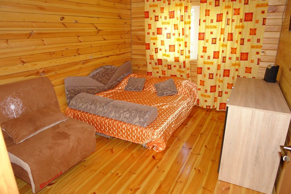 Супер відпочинок!!! Здаю новий зруб  в лісі на річці Десна в Піірнове