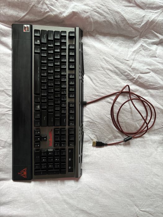 Podświetlana klawiatura mechaniczna