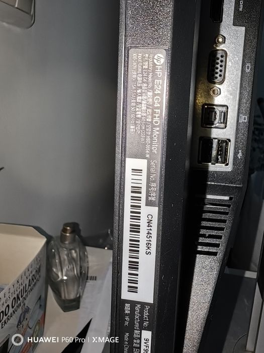 Monitor HP E24 G4 FHD uszkodzony ekran