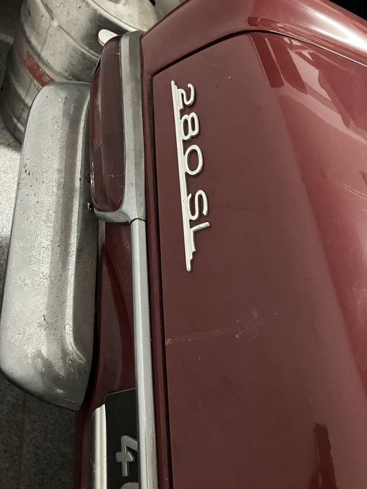 Mercedes  280 SL