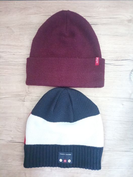 Зимова шапка Tommy Hilfiger, Levi's.