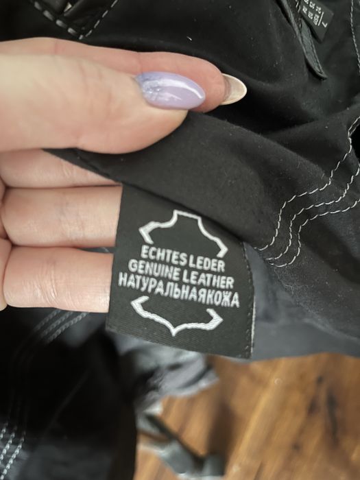 Чоловіча шкіряна куртка,натуральна шкіра