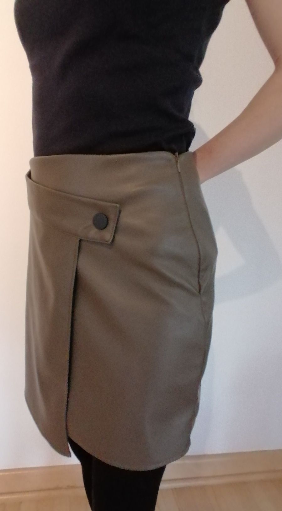 Spódnica Primark, ze skóry ekologicznej roz. 36