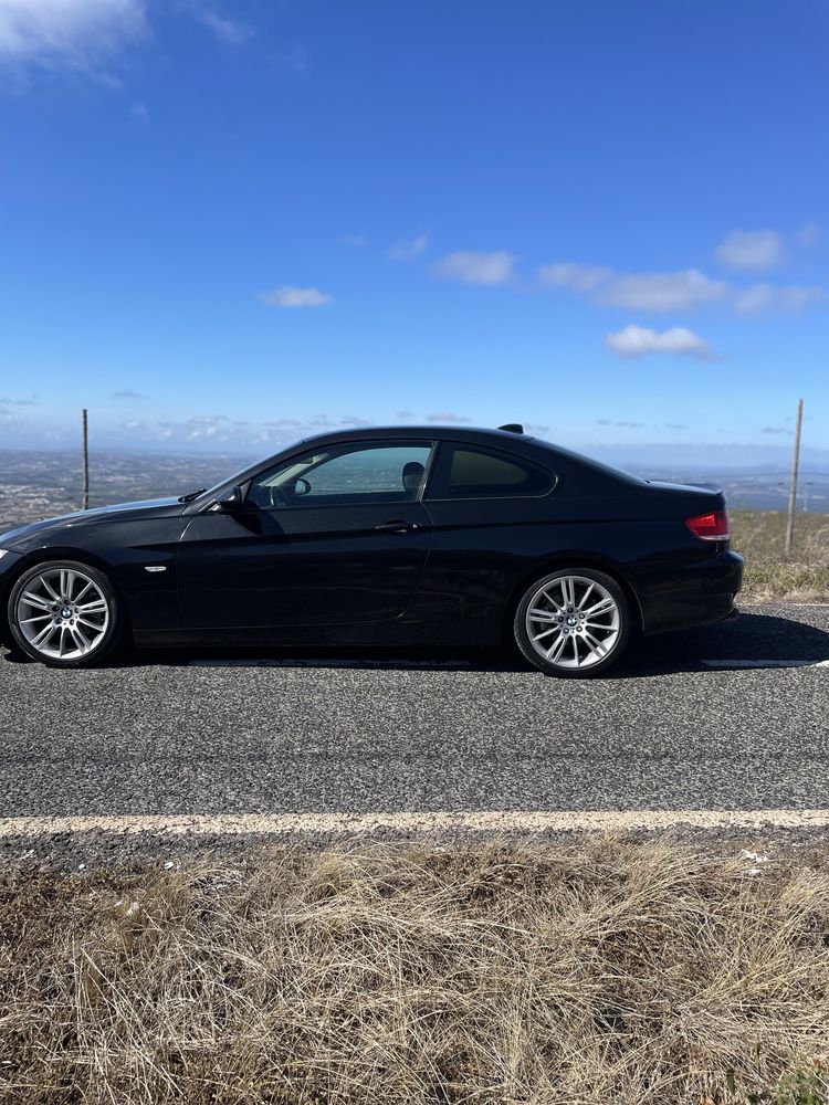Vendo Bmw 320d e92 2009