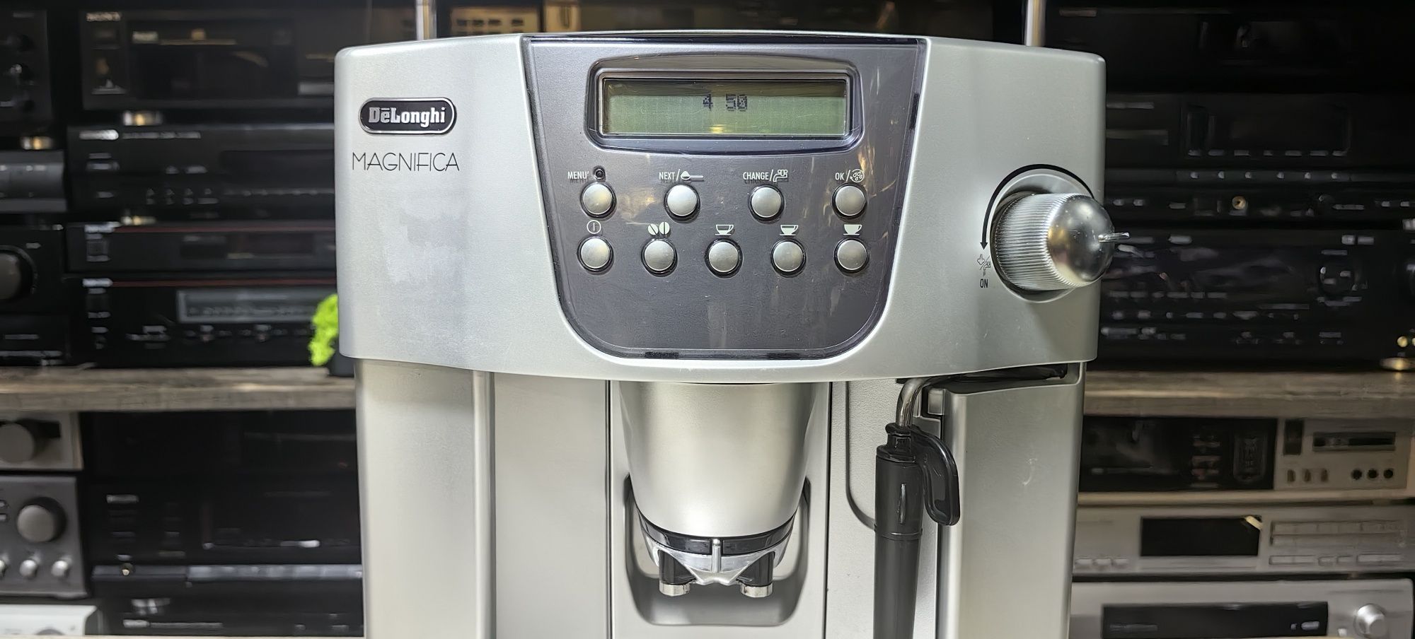 Кавові машини Delonghi Magnifica 1/2/3