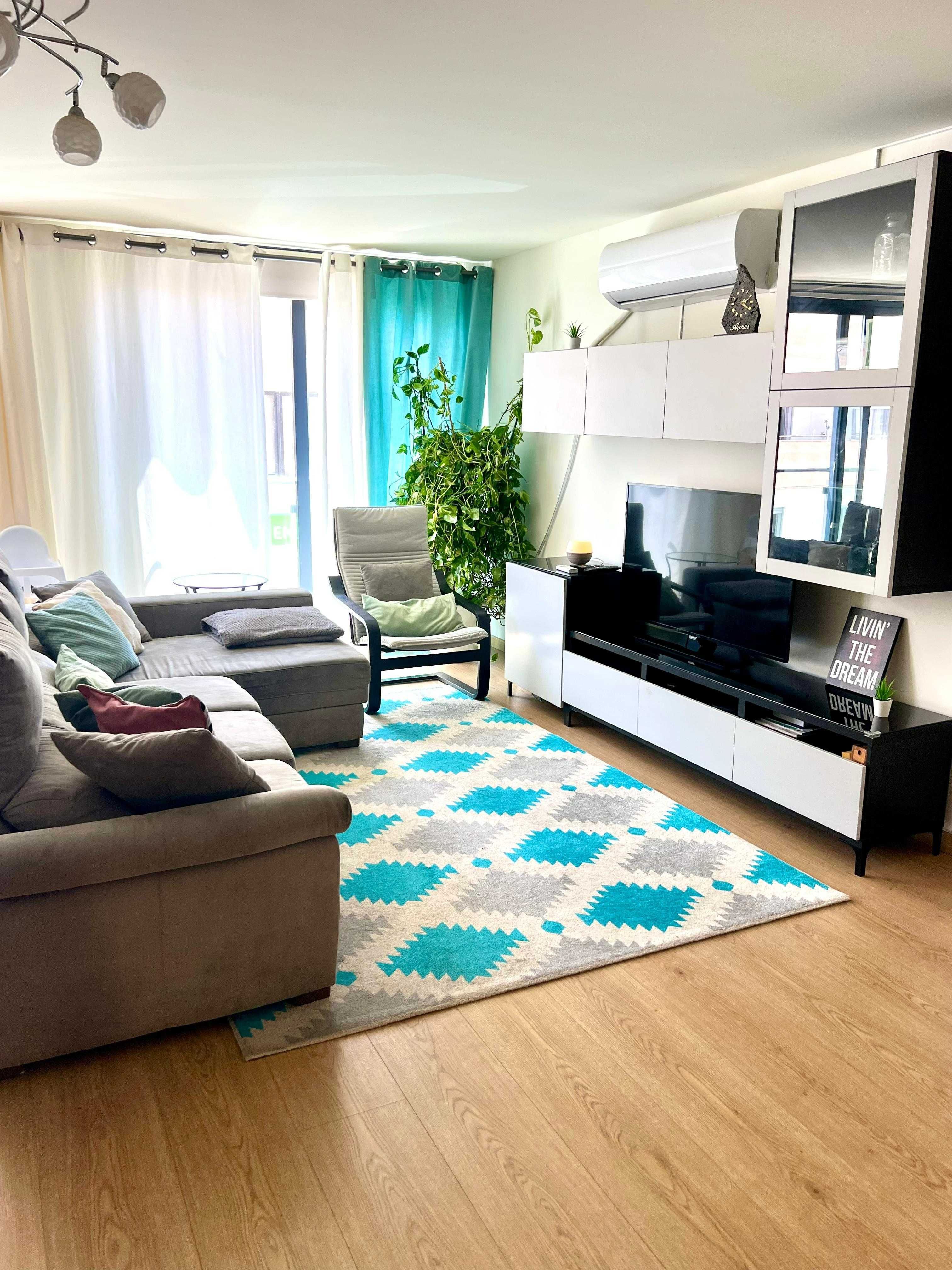 Apartamento T2 Centro Sines - 6 pessoas - Férias (10 min Porto Covo)