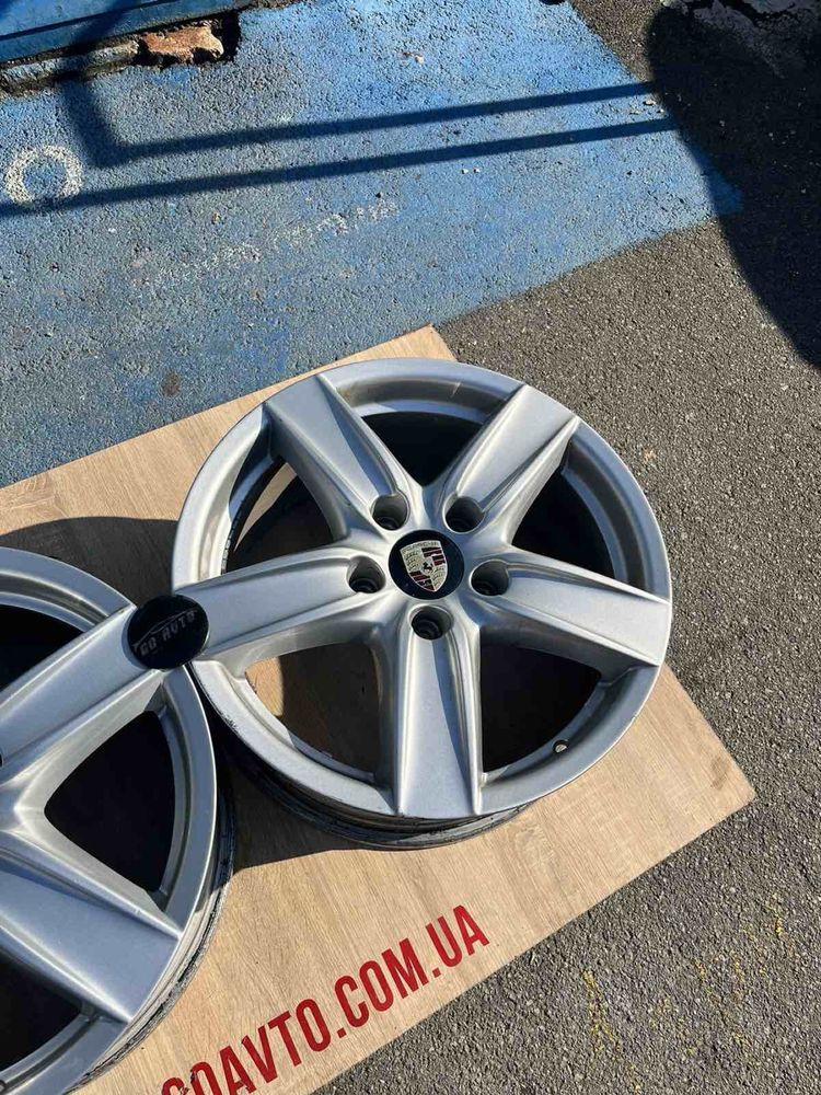 Goauto диски Porsche 5/130 r18 et53 8j dia71,7 в чудовому стані