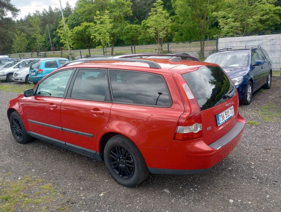 Volvo V50 1.8B 125KM 2006 * skóry klima el szyby grzane fotele * TORUŃ