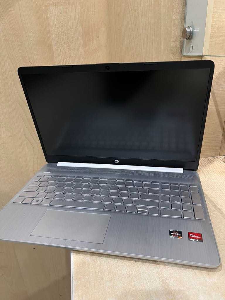 HP Laptop 15s-eq2121nw, 8/SSD512GB/Ryzen 3/Komis Krzysiek