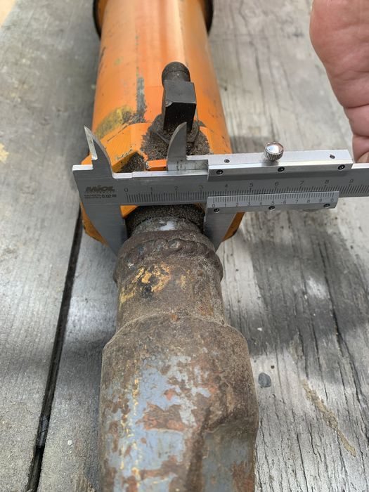 Гідроциліндр гідравлічний 20т