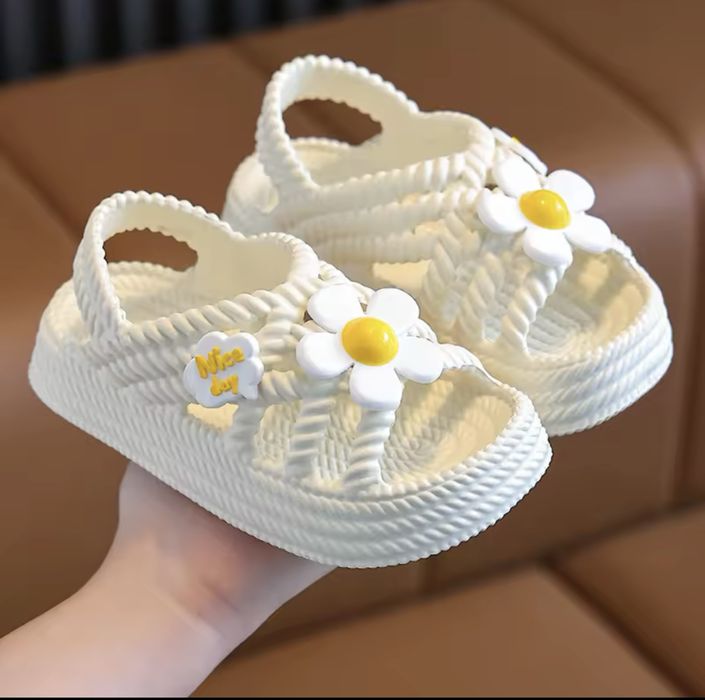 Дитячі літні шлопки-босоніжки