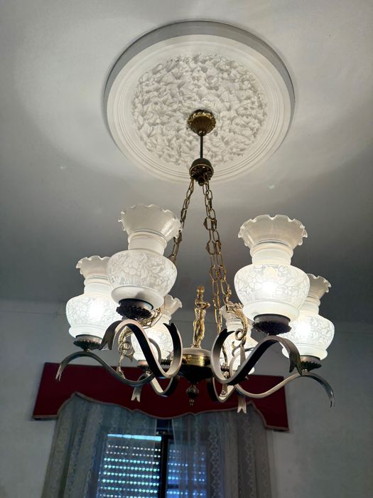 Candeeiro antigo grande