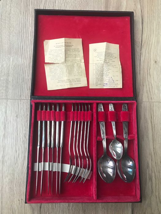 Komplet posrebrzanych sztućców radzieckich 24 elementy