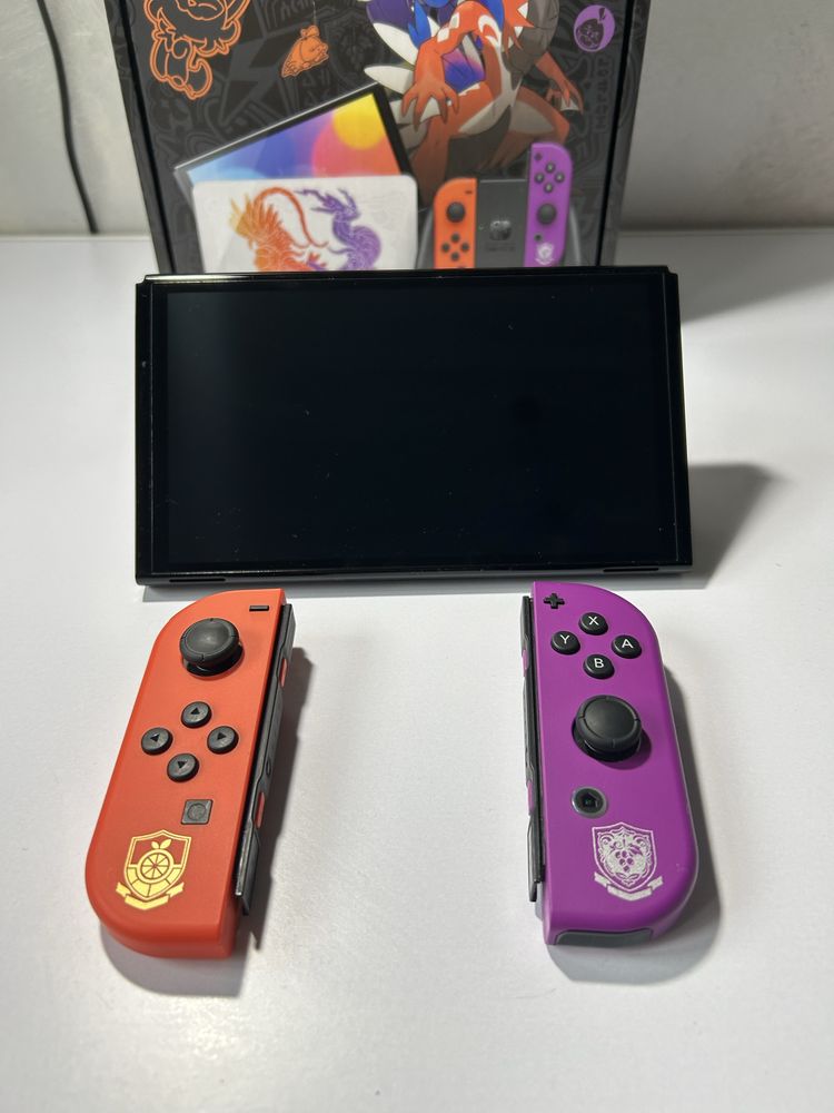 Nintendo Switch OLED Pokémon Scarlet & Violet – komplet + gra + etui