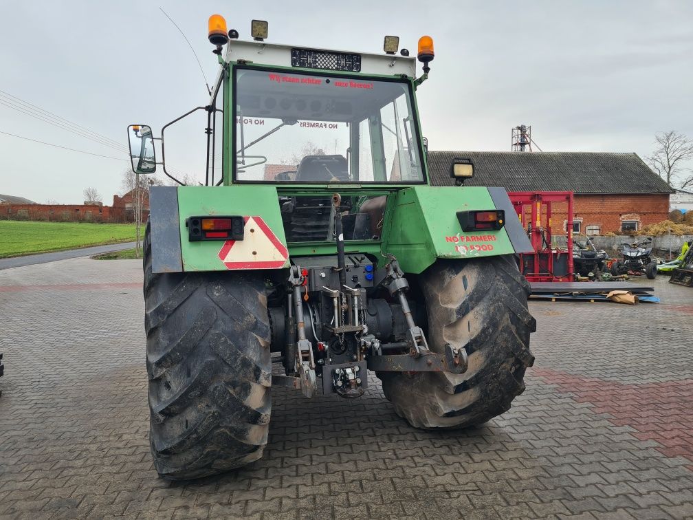 Ciągnik rolniczy Fendt favorit 600 LS turbomatik john deere case 4x4