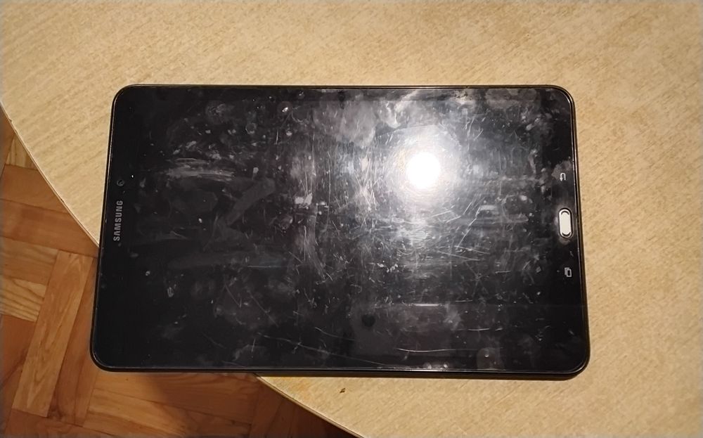 Tablet Samsung Galaxy Tab A  SM-T585 2GB/32GB 4G LTE  10.1"