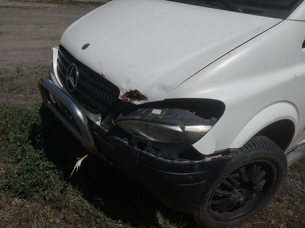 Mercedes Vito 4x4  115 Uszkodzony