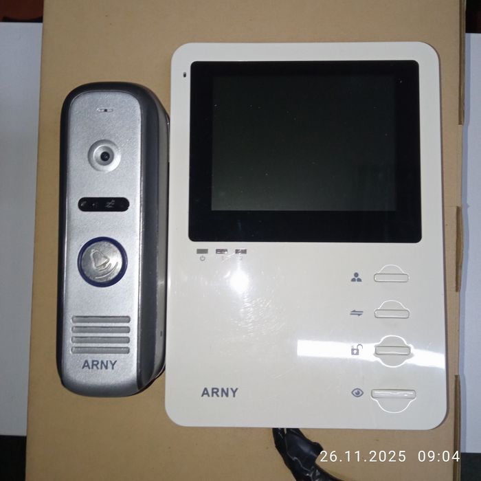 Відео домофон з визовною панеллю