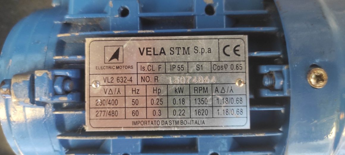 Электродвигатель 0.18 kWt 1350 оборотов в минуту