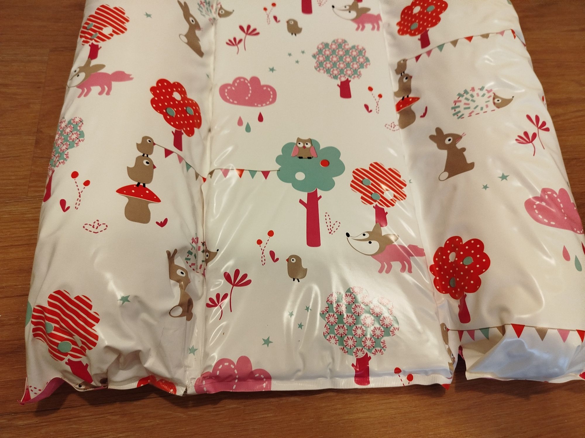 Changing mat in good condition