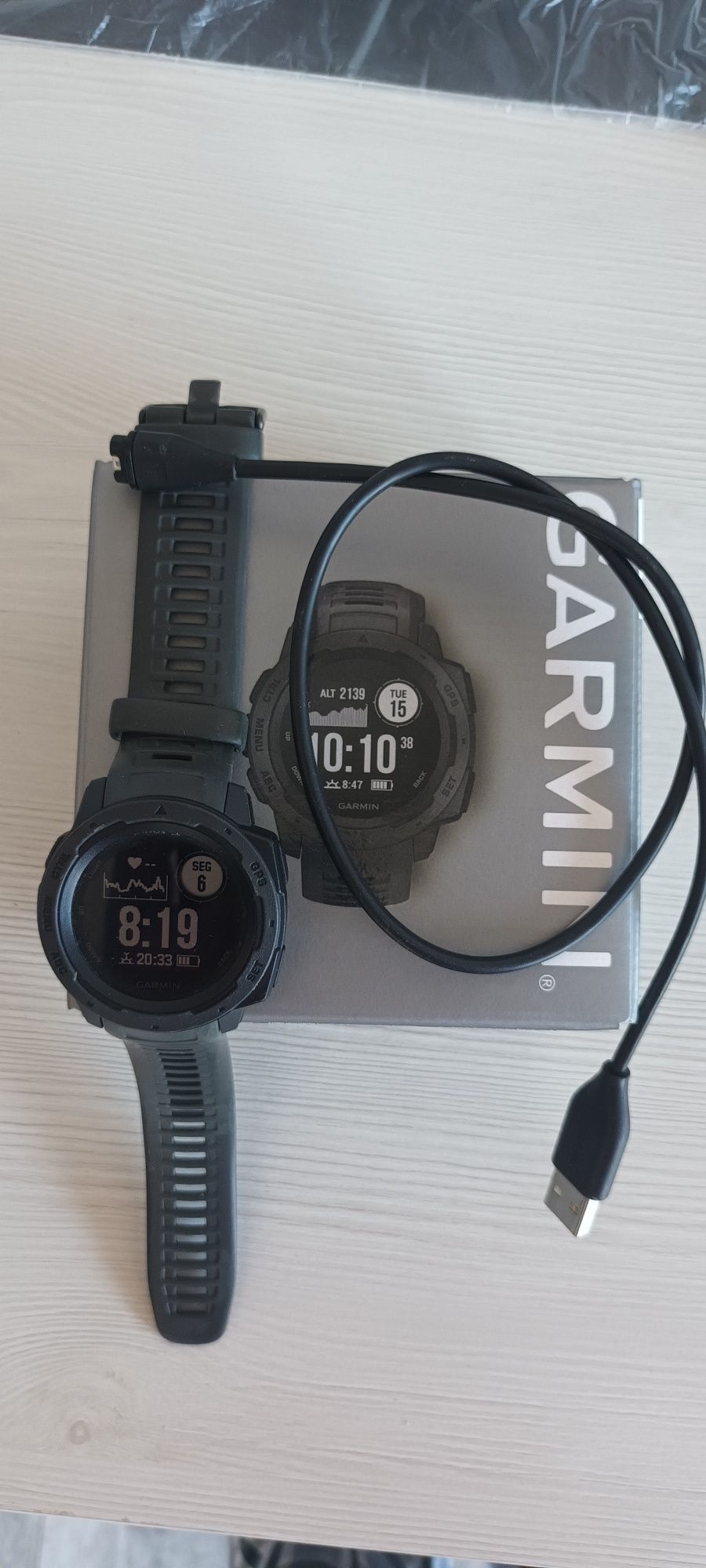 Relógio GPS Garmin INSTINCT