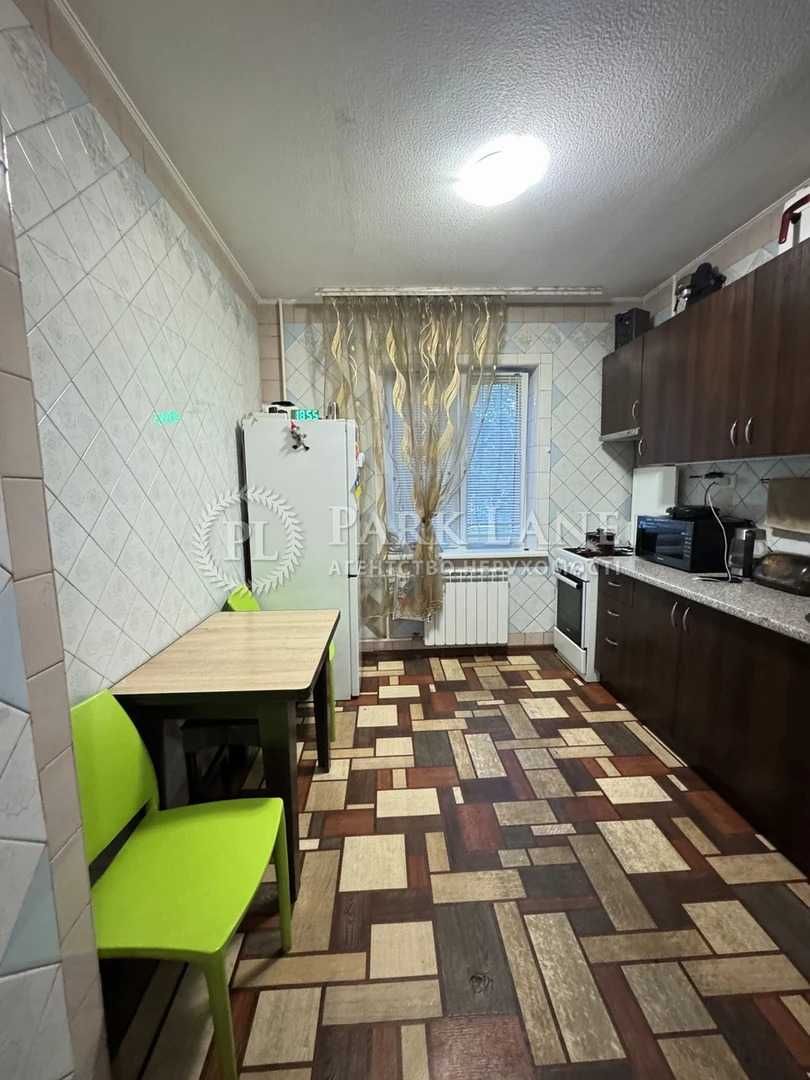 Держ програма Сертифікат  Тростянецька, 8