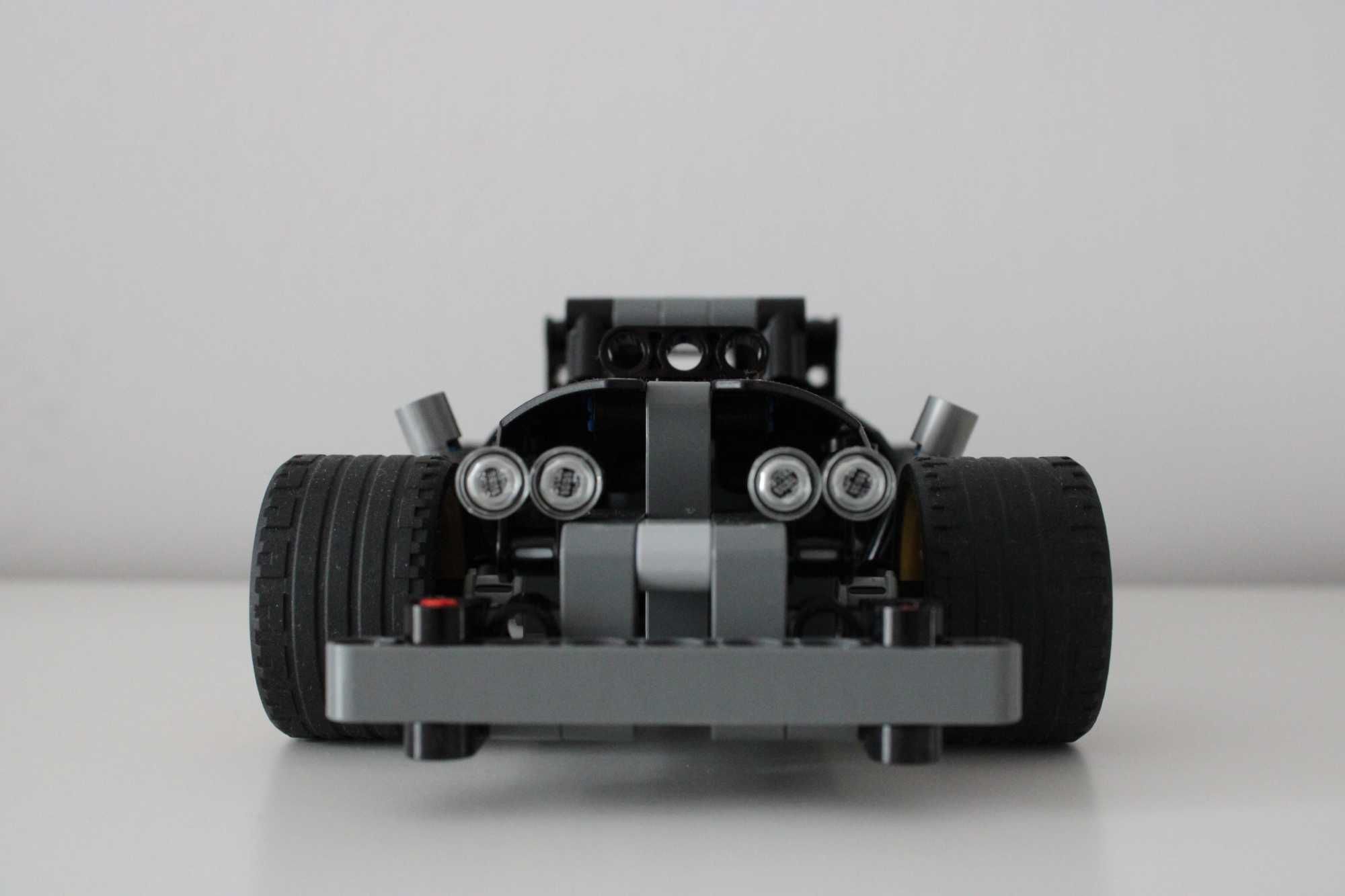 Zestaw LEGO® 42046 Technic - Wyścigówka zbiegów używany