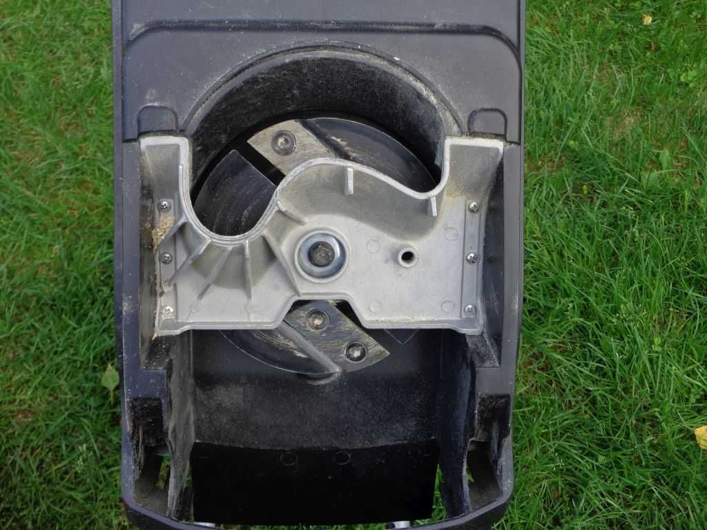 rozdrabniarka do gałęzi Einhell GC-KS 2540 uszkodzona